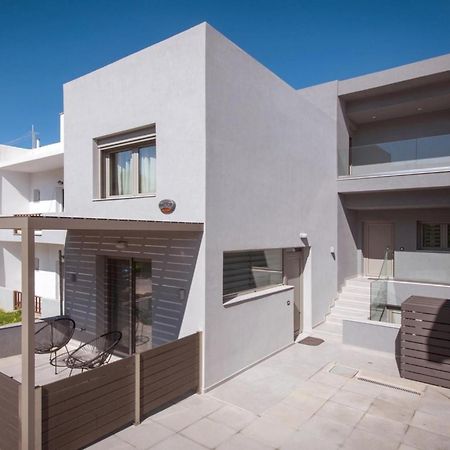 Luxury Living Apartments Kokkini Hani Exterior photo