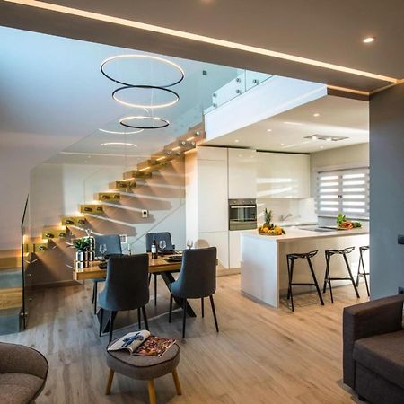 Luxury Living Apartments Kokkini Hani Exterior photo