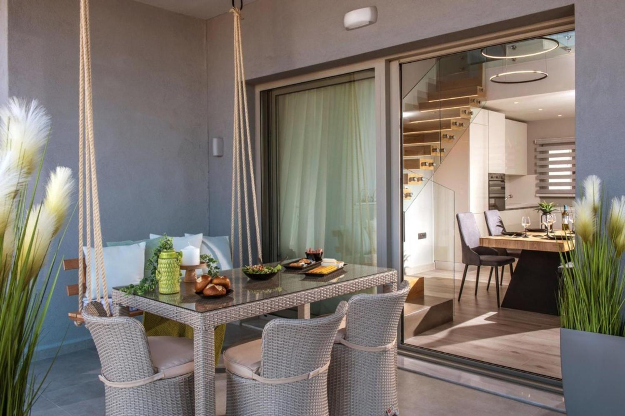 Luxury Living Apartments Kokkini Hani Exterior photo